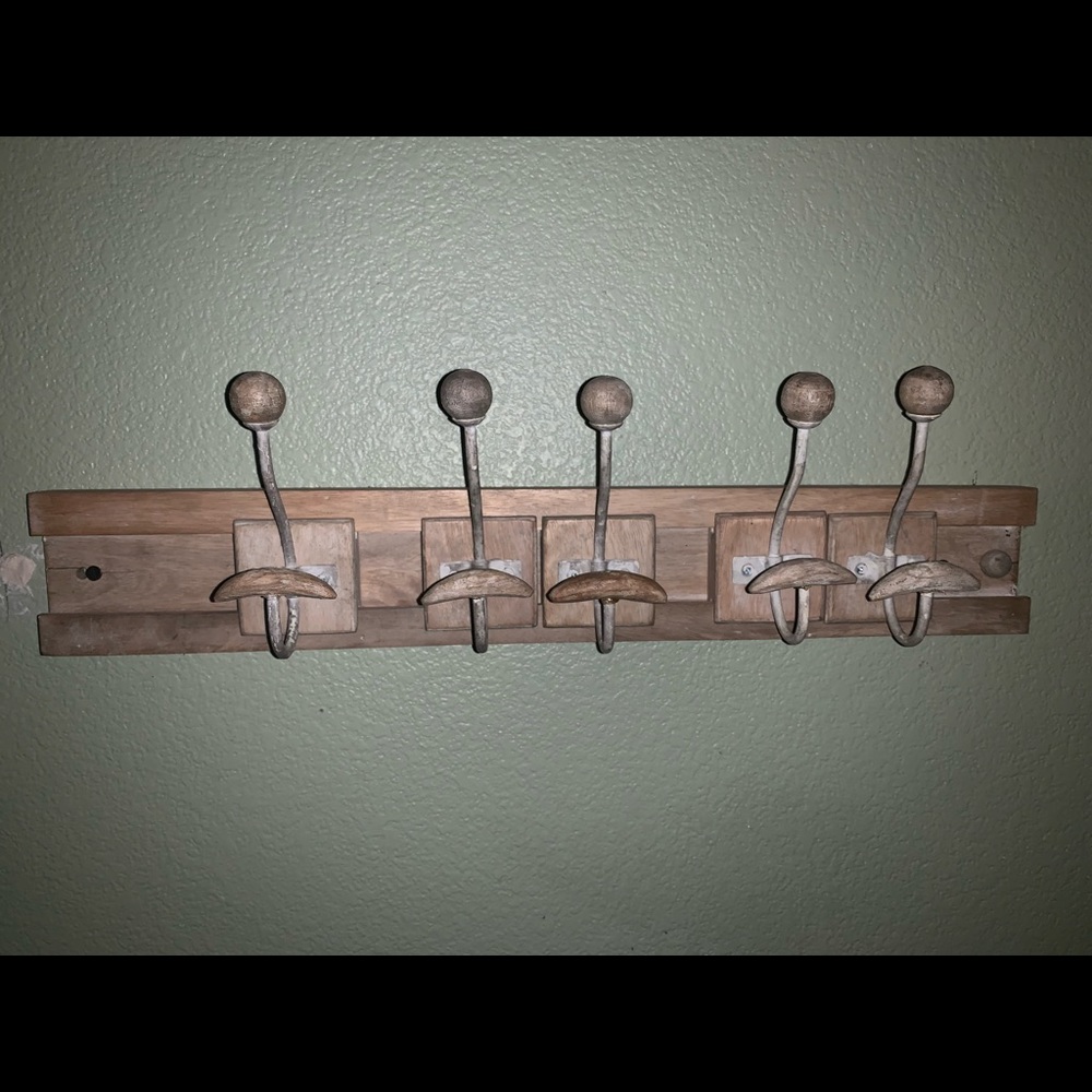 Coat hanger